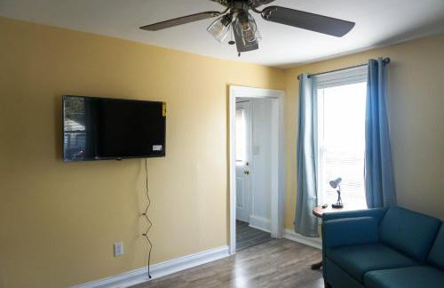 Lincoln Manor - Newly Renovated, 1mile from PHL Airport and Sports Stadiums - Foto 30