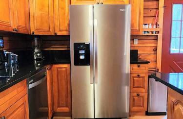 Stylish Forest Lodge with Large Hot Tub, Firepit and Fireplace minutes to Gore Mountain - Foto 21