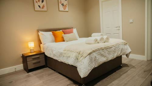 Modern Flat l Molineux 5 Min l Smart TV l WiFi l Free Parking - Foto 4, wardrobe