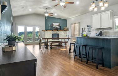 Twilight Hollow - Lakeview Retreat - Sleeps 24 - Foto 24