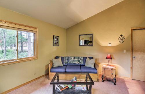 Trego Cabin with Mountain Views and Lake Access! - Foto 5