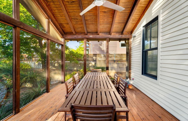 Rooftop Deck 5 Mins to Downtown - Photo 41