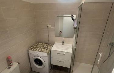 Le Cocon - Paris - Netflix - Parking - Foto 13