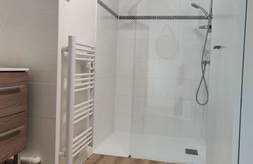 Maison indépendante avec piscine et jardin à Mérignac, à 15 min du centre de Bordeaux - Foto 17