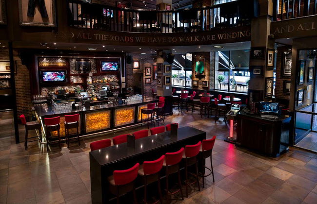 Hard Rock Cafe Manchester sans file d’attente - Photo 2