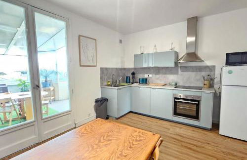 Le Noyer 2 #Parking#Calme#Terrasse Meublé classé 3étoiles - Foto 5