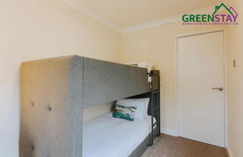 "The Penthouse Newquay" by Greenstay Serviced Accommodation - Spacious 3 Bed 3 Bath Apt with Sea Views, Sun Terrace & Private Parking - Perfect For Families, Small Groups & Business Travellers - 5 Mins To Beaches, Shops & Restaurants - Dog Friendly - Foto 42