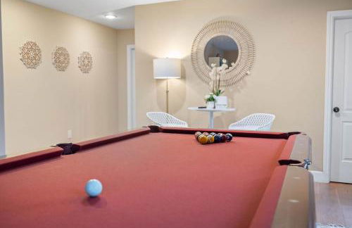 Oceanview Luxe Retreat with Rooftop - Foto 69