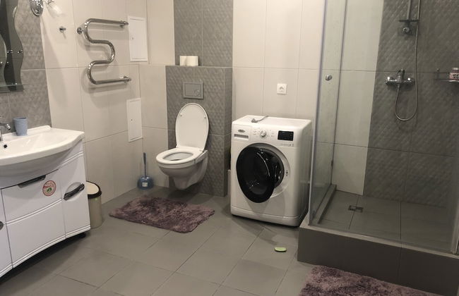 Clever House Apartments - Photo 38