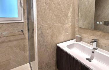 Elorina Home Suite - Photo 44