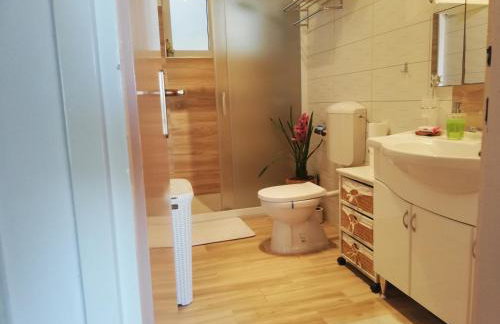 Apartmani Paula - Photo 37