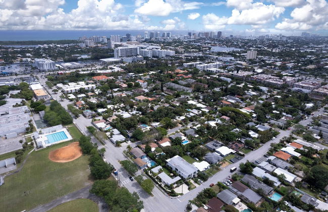 4BR Sleeps 10 Pet Friendly w/ Bbq! - Foto 45