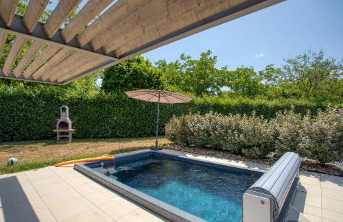 La Plaine aux Etoiles - Maison Individuelle avec Piscine Balnéo Privative et Jardin - Foto 10