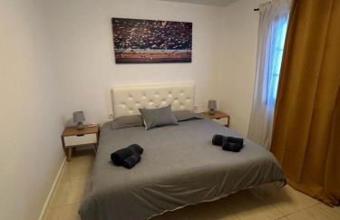 Sunny home in the center near the beach - Photo 17