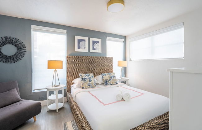 ONE Bedroom Apartment - Photo 12