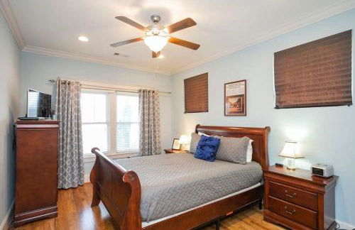 July Discount! Cottage Close to Downtown, Yard - Foto 7