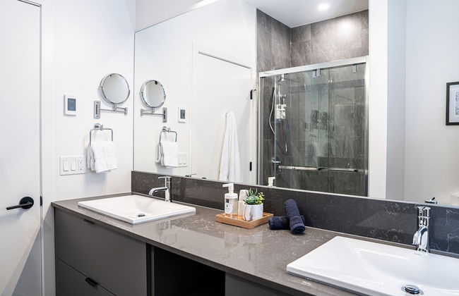 Mountainview Escape Revelstoke Vacations - Photo 26