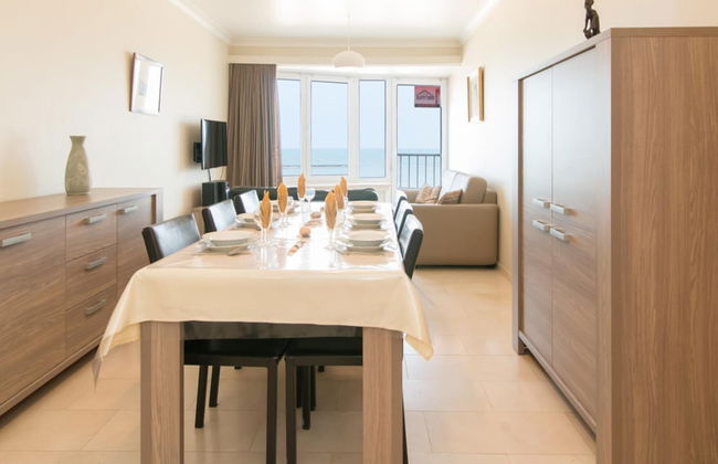 Apartment With Harbour Chanel View - Photo 11