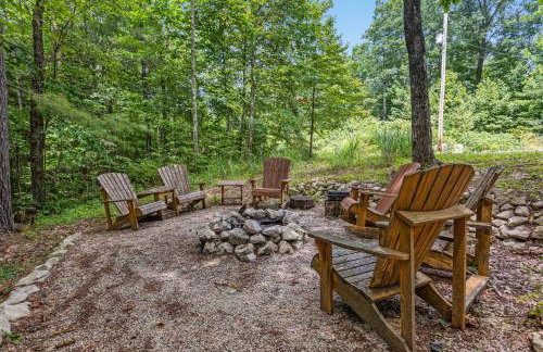 Private RRG Cabin with Game Room & Views - Foto 43