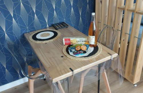 La Pause Valognaise "Parking privé" - Foto 10