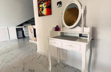 Luksusowa Ekskluzywna willa z sauną,siłownią dużym ekskluzywnym salonem na wyłączność eksluzywny duży dom 2 poziomy-dom nowoczesny styl elegancki 3 łazienki , sypialnia,salon, 2 duże garaże POMYSŁ NA JESIENNO ZIMOWY WYJAZD wolne terminy !! - Foto 47