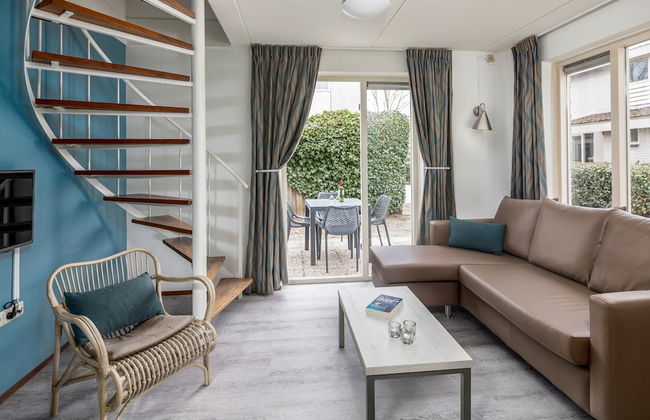 Chalet in Zeeland Near the Beach - Foto 1