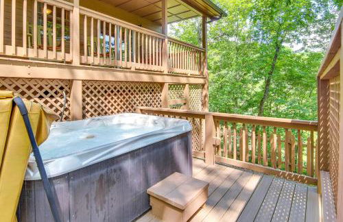 Fox Den with Hot Tub! 22 Mi to Cataloochee Skiing - Foto 23