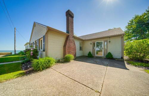 Lake Erie Escape Family-Friendly Home with Patio - Photo 23