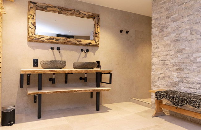 Cosy Chalet in Odeigne with Hot Tub - Photo 23