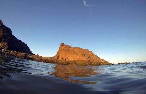 Burero Beach Stay - Comfy - Near airport & Beaches - Foto 54