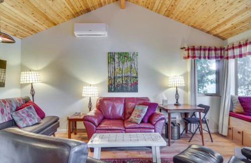 Lakefront Snohomish Cottage with Private Dock! - Foto 3