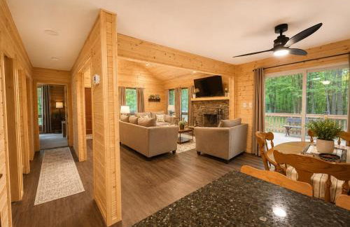 Clocked Out Cabin with Lake Access, Fire Pit, Games - Foto 16