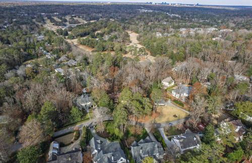 World Cup Luxury Estate Pool Gym Game Room - Foto 79