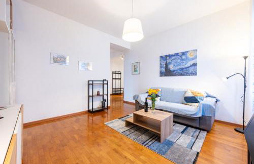 Blu&Yellow Apartment in Parma Station - Photo 8