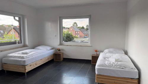 T&K Apartments - Wegberg - 4-7 room Apartments - private parking - WIFI - Fully equipped kitchen - Foto 3, towels