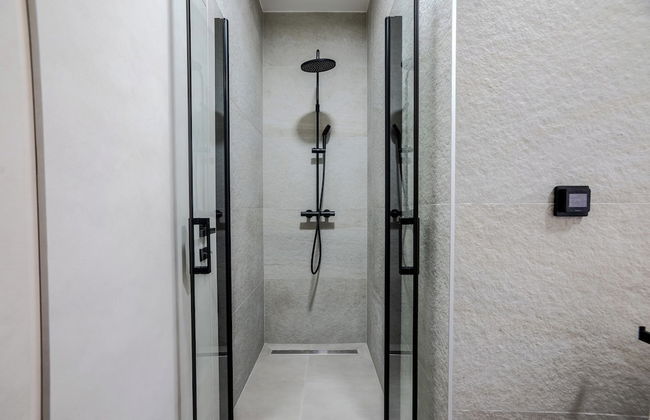 Luxury apt Near Beach w big Terrace and sea View - Foto 23