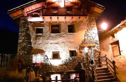 CleMaison Antica Dimora Apartments CIR VDA GIGNOD 0013 - Foto 1