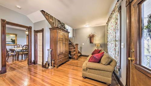 The Farm House with Deck and Historic Charm! - Foto 4