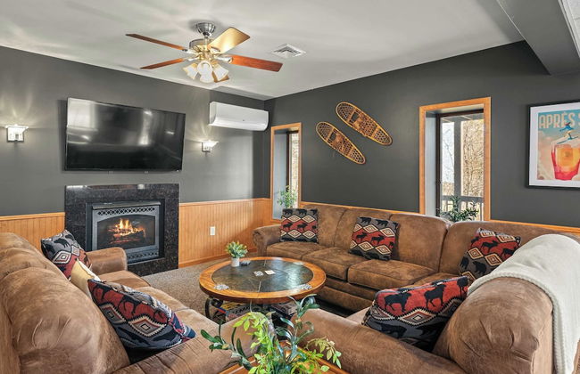 Lake View Chalet by Avantstay Lake Access + Deck - Foto 25