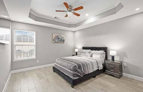 Gated Unit With Laundry l Near NRG and Med Center and HOU Airport - Foto 14