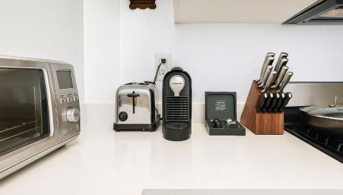 Modern Studio with Private Bathroom and Kitchen - Foto 5, stove, toaster