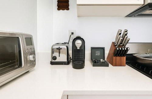 Modern Studio with Private Bathroom and Kitchen - Foto 5