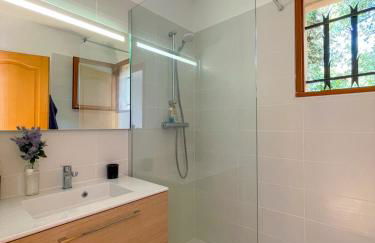 Sea-view villa for 11 guests with a heated infinity pool - Foto 22