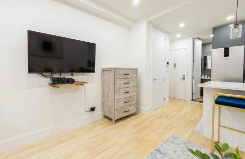 1597-13 I Brand new Studio Prime upper east W&D - Foto 11