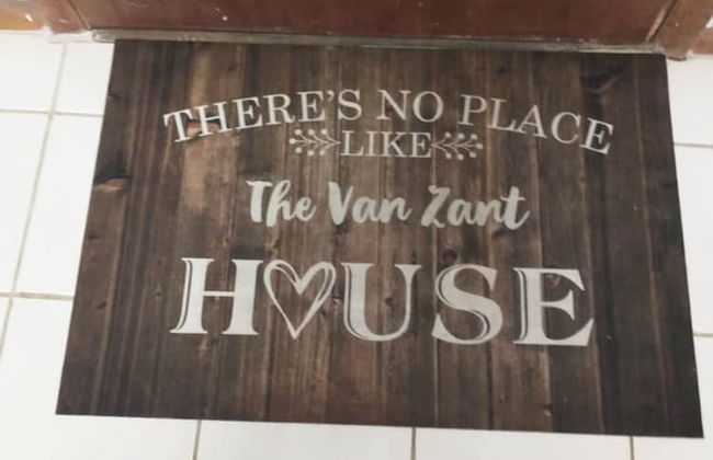 The Van Zant House - Foto 1