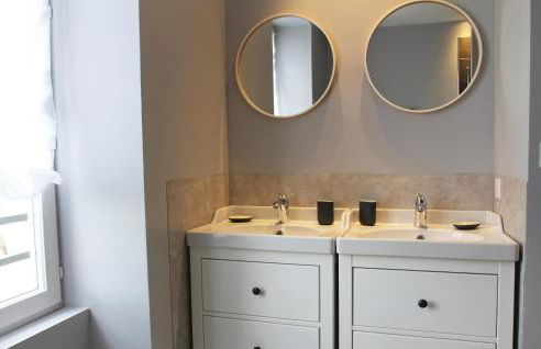 Cozy Home In Pernes Les Fontaines - Photo 19