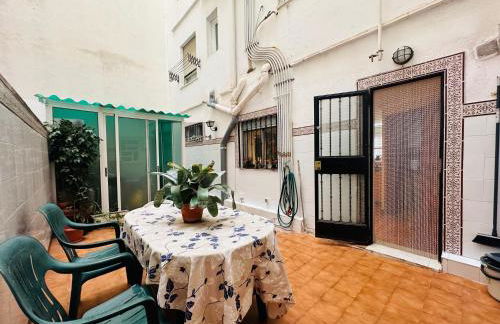 La casa de Lili acerca de palacio de música - Photo 24