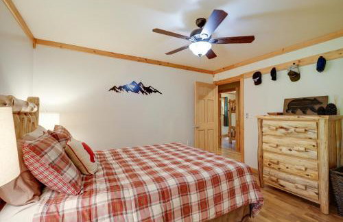 Game Room and Lake Access Wooded Retreat in Jay - Foto 14