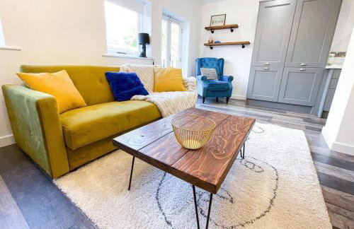 Juliet Beautiful 1 bedroom, central, modern space. - Photo 7