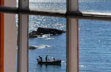 Unique Retreat - 2 bedroom cliff top cottage with large terrace - Photo 3